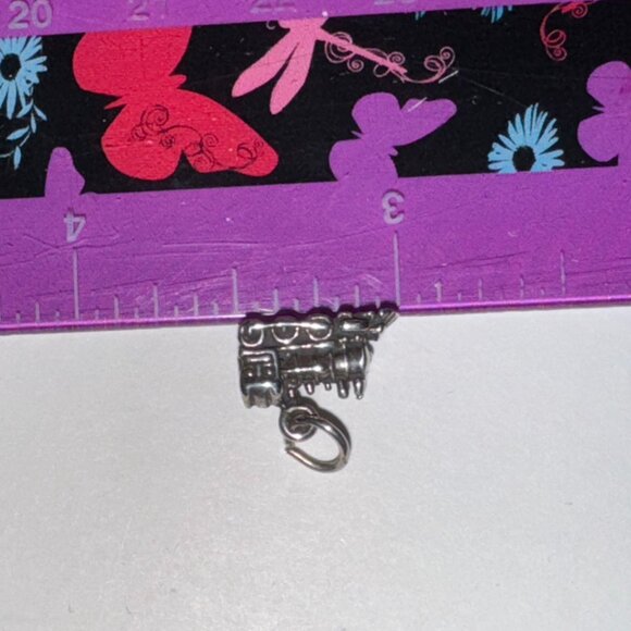 Sterling Silver Train Pendant - Picture 8 of 16